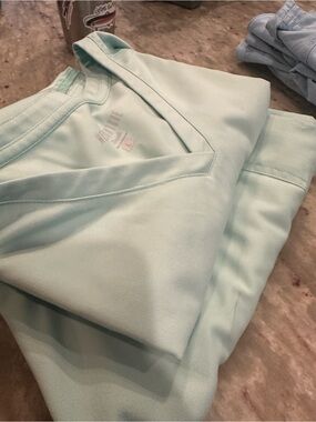 Med Couture Touch scrub set L top M pant sea mist
